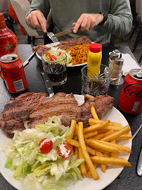 Plats et boissons du Restaurant Vicky à Paris - n°6