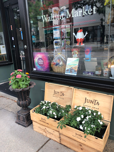 Convenience Store «Walnut Market», reviews and photos, 20 Lincoln St, Newton Highlands, MA 02461, USA