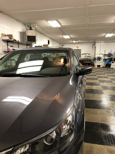 Professional Vehicle Detailing / Ceramic Coating / Paint Correction en North Randall
