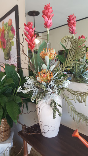 Florist «Shananne Cain Florist Inc», reviews and photos, 123 N Central Ave, Umatilla, FL 32784, USA