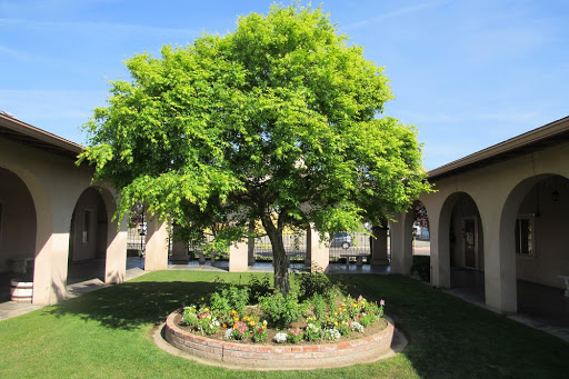 Funeral Home «Tinkler Funeral Chapel & Crematory», reviews and photos, 475 N Broadway St, Fresno, CA 93701, USA