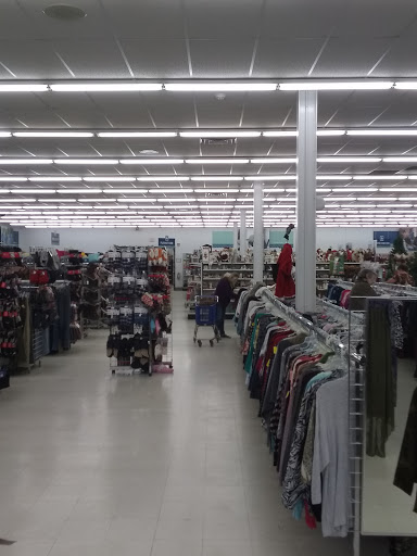 Thrift Store «Green Bay West Goodwill Retail Store & Training Center», reviews and photos