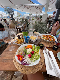 Plats et boissons du Restaurant français Plage Long Beach à Cannes - n°2