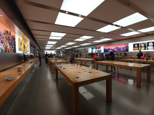 Computer Store «Apple Short Pump Town Center», reviews and photos, 11800 W Broad St, Henrico, VA 23233, USA