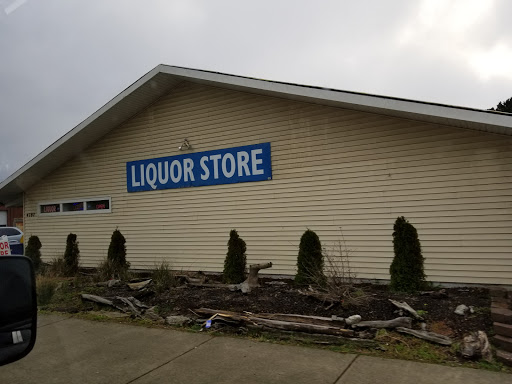 Liquor Store «101 Liquor», reviews and photos, 4787 US-101, Lincoln City, OR 97367, USA