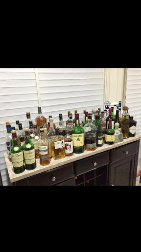 Liquor Store «Bay Shore Wine & Liquor», reviews and photos, 2058 Sunrise Hwy, Bay Shore, NY 11706, USA