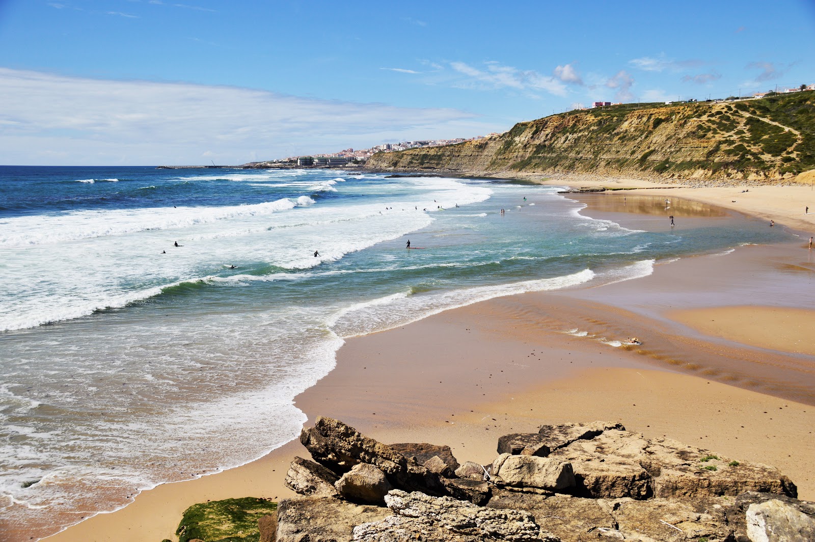 Photo de Foz do Lizandro avec rivage droit, long