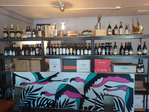 Cafe «Milwaukie Cafe and Bottle Shop», reviews and photos, 9401 SE 32nd Ave, Milwaukie, OR 97222, USA