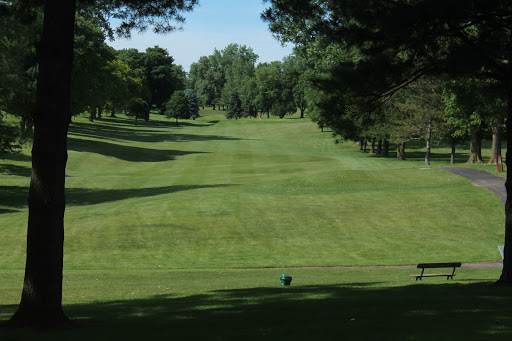 Golf Course «Darlington Golf & Country Club», reviews and photos, 17098 Country Club Rd, Darlington, WI 53530, USA