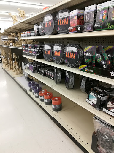 Discount Store «Big Lots», reviews and photos, 8950 MN-7, Minneapolis, MN 55426, USA