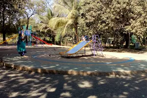 Siddharth Garden Parking image