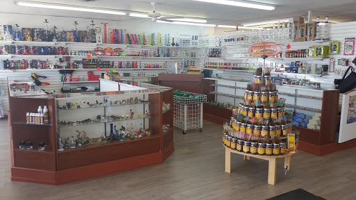 Tobacco Shop «the Smoke and Glass Shop», reviews and photos, 1746 E Joppa Rd, Parkville, MD 21234, USA