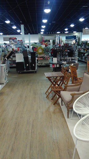 Department Store «T.J. Maxx & HomeGoods», reviews and photos, 6625 N Davis Hwy, Pensacola, FL 32504, USA