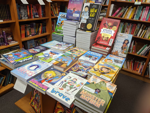 Book Store «The Book Table», reviews and photos, 1045 Lake St, Oak Park, IL 60301, USA