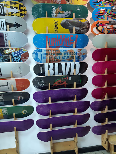 Addikt Skateboard Shop