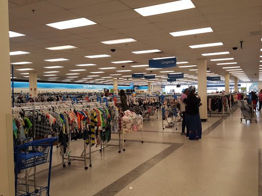 Clothing Store «Ross Dress for Less», reviews and photos, 2540 Cumberland Blvd SE, Smyrna, GA 30080, USA