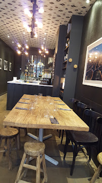 Atmosphère du Restaurant argentin Clasico Argentino Pigalle à Paris - n°9