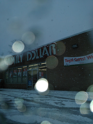 Dollar Store «FAMILY DOLLAR», reviews and photos, 6010 W 87th St, Burbank, IL 60459, USA