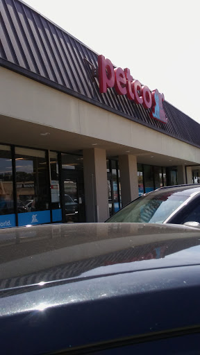 Pet Supply Store «Petco Animal Supplies», reviews and photos, 4325 Lovers Ln, Dallas, TX 75225, USA