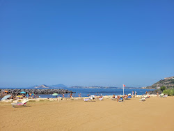 Bagnoli Beach'in fotoğrafı kirli temizlik seviyesi ile