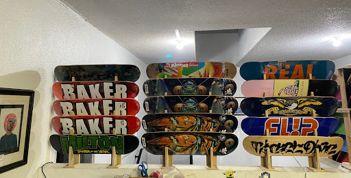 Nickel and Dime skate shop image