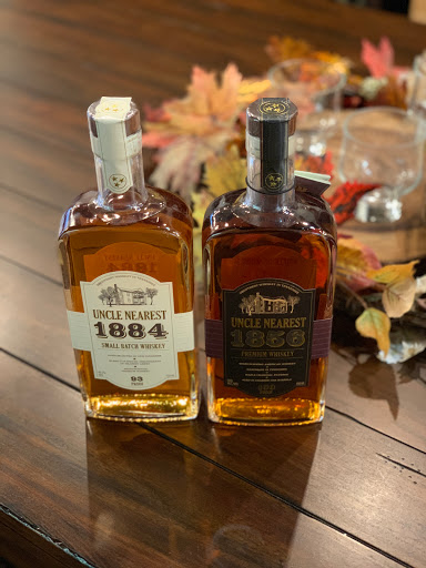 Wine Store «CRAFT - Wine, Beer & Spirits», reviews and photos, 1433 W Belmont Ave, Chicago, IL 60657, USA