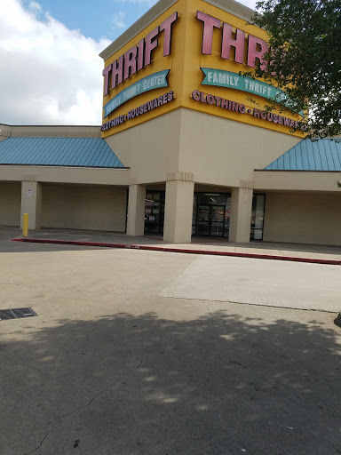 Used Clothing Store «Family Thrift Center Outlet», reviews and photos, 6769 S Texas 6, Houston, TX 77083, USA