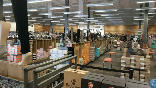 Shoe Store «DSW Designer Shoe Warehouse», reviews and photos, 300 Commons Way, Bridgewater, NJ 08807, USA