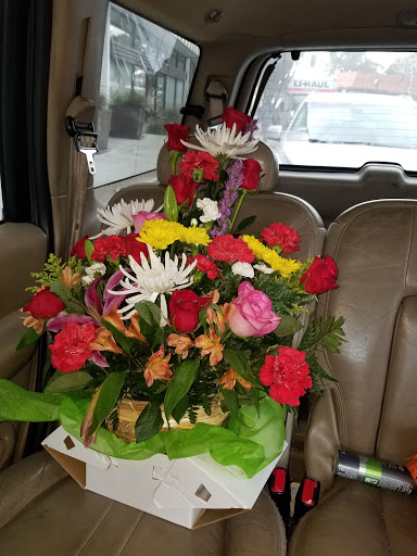 Florist «East Bay Flowers», reviews and photos, 1200 E 14th St, San Leandro, CA 94577, USA