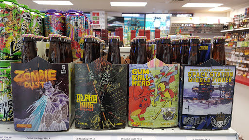 Liquor Store «OMG Liquor & Wine», reviews and photos, 302 N Bridge St, Yorkville, IL 60560, USA