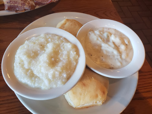 American Restaurant «Cracker Barrel Old Country Store», reviews and photos, 2003 Eatonton Rd, Madison, GA 30650, USA