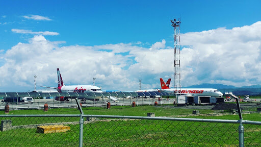 Cheap parking at the airport of Maracay