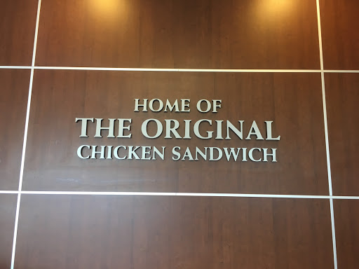 Fast Food Restaurant «Chick-fil-A», reviews and photos, 11820 Fountains Way, Maple Grove, MN 55369, USA