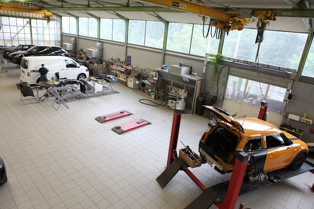 Rezensionen über Carrosserie - Neuchâtel - Facchinetti Automobiles in Neuenburg - Autowerkstatt