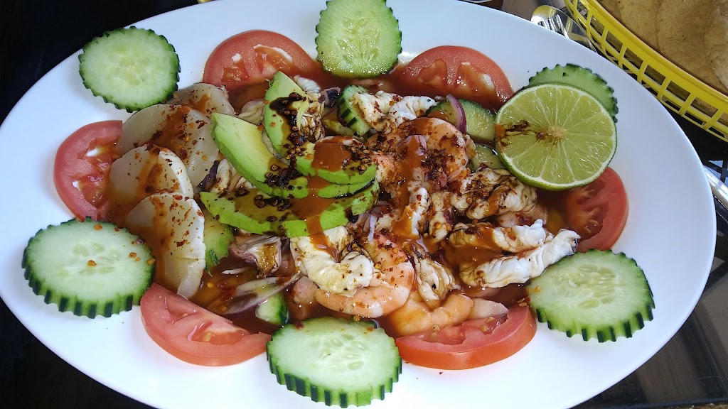 Aguachiles Y Clamatos El Pariente 84401