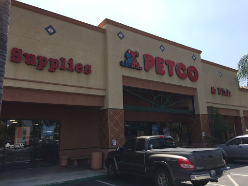 Pet Supply Store «Petco Animal Supplies», reviews and photos, 1050 W Covina Pkwy, West Covina, CA 91790, USA