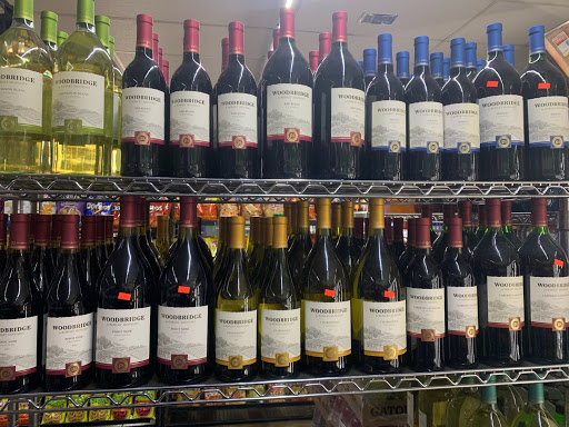 Liquor Store «Telegraph Liquor Store», reviews and photos, 11063 Telegraph Rd, Taylor, MI 48180, USA