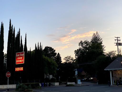 Convenience Store «Fast Stop Liquor & Food Store», reviews and photos, 750 46th St, Sacramento, CA 95819, USA