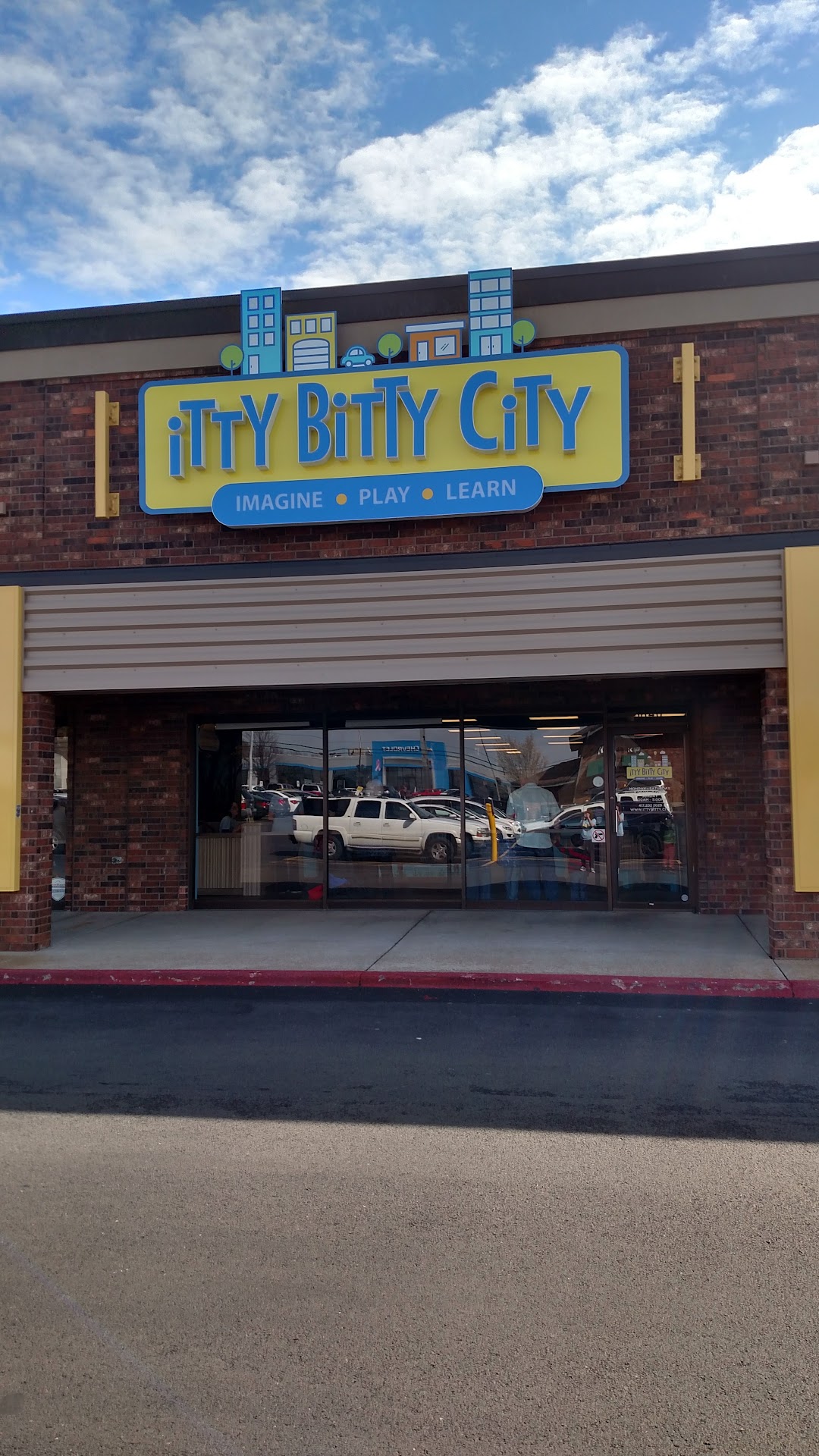 The Toy Shop at Itty Bitty City