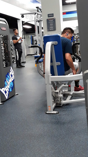 Health Club «Crunch - Cerritos», reviews and photos, 11881 Del Amo Blvd, Cerritos, CA 90703, USA