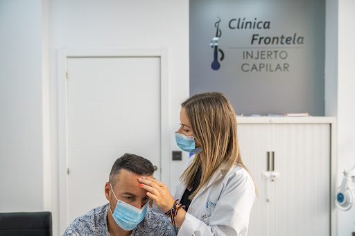 Clínica Capilar Frontela en Dos Hermanas, Sevilla