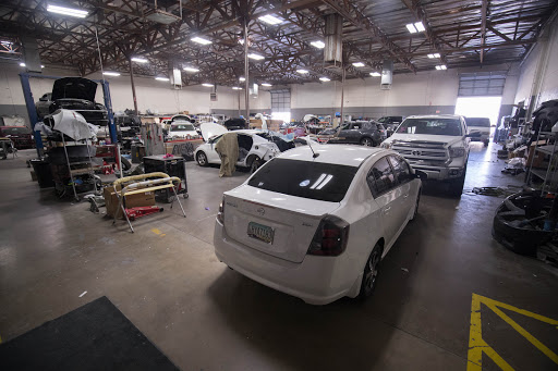 Auto Body Shop «AutoNation Collision Center Tempe», reviews and photos, 7245 S Harl Ave, Tempe, AZ 85283, USA