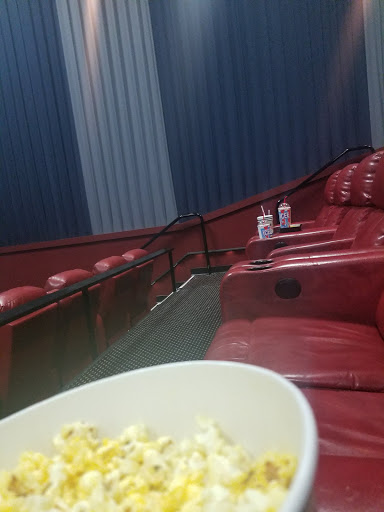 Movie Theater «Marcus South Shore Cinema», reviews and photos, 7261 South 13th Street, Oak Creek, WI 53154, USA