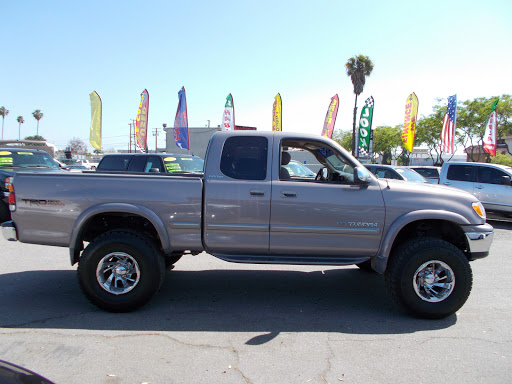 Car Dealer «Sunset Car Company», reviews and photos, 1201 N Harbor Blvd, Santa Ana, CA 92703, USA