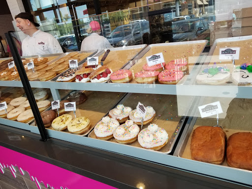 Shopping Mall «Scottsdale Promenade», reviews and photos, 16427 N Scottsdale Rd, Scottsdale, AZ 85254, USA