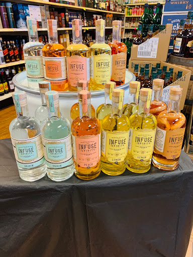 Liquor Store «Peavine Wine & Spirits», reviews and photos, 745 Peavine Rd, Crossville, TN 38571, USA