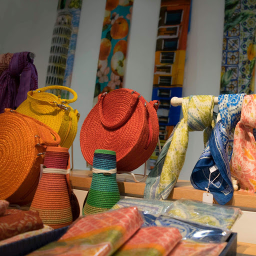 Clothing Store «Peabody Essex Museum Shop», reviews and photos, 161 Essex St, Salem, MA 01970, USA