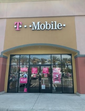 Cell Phone Store «T-Mobile», reviews and photos, 5825 Lincoln Ave, Buena Park, CA 90620, USA