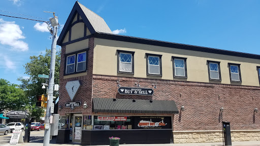 Budget Buy & Sell, 2 E Main St, Patchogue, NY 11772, USA, 