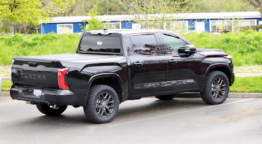 Tire Shop «Discount Tire Store - Bremerton, WA», reviews and photos, 5034 WA-303, Bremerton, WA 98311, USA